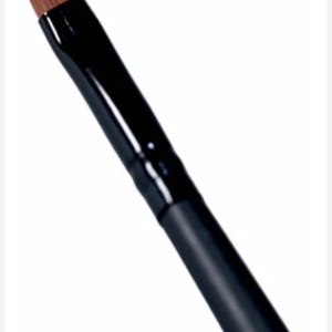 Pincel biselado corto